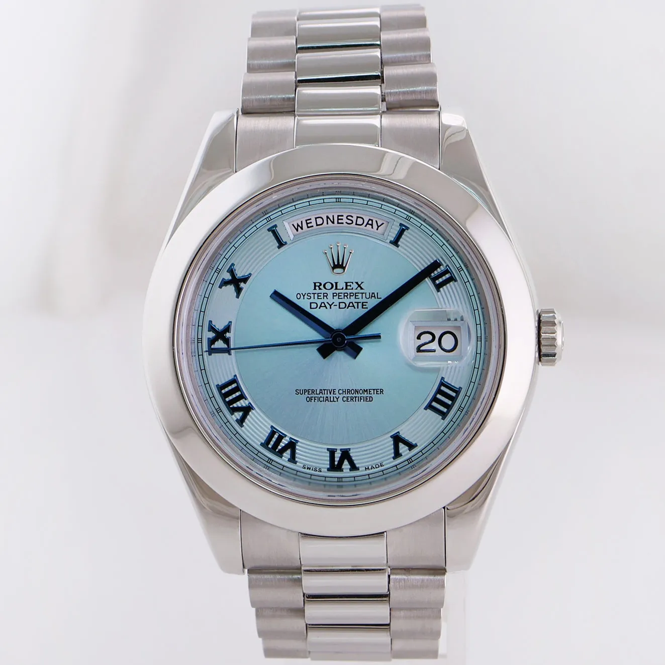 2015 MINT Rolex Day-Date 41mm Blue Roman Platinum President 218206 Watch Box