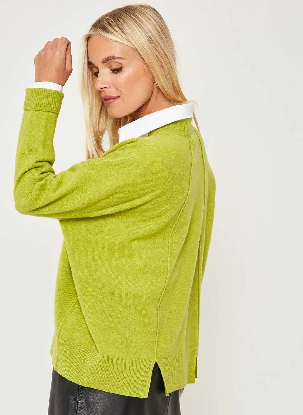 Ava Relaxed Cashmere Jumper - Peridot