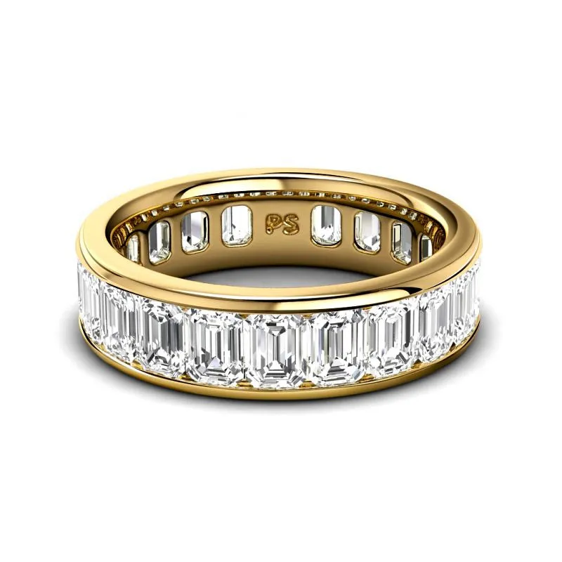 Brilliant 5.20 CT Emerald Cut Diamonds - Eternity Ring in 14KT Yellow Gold