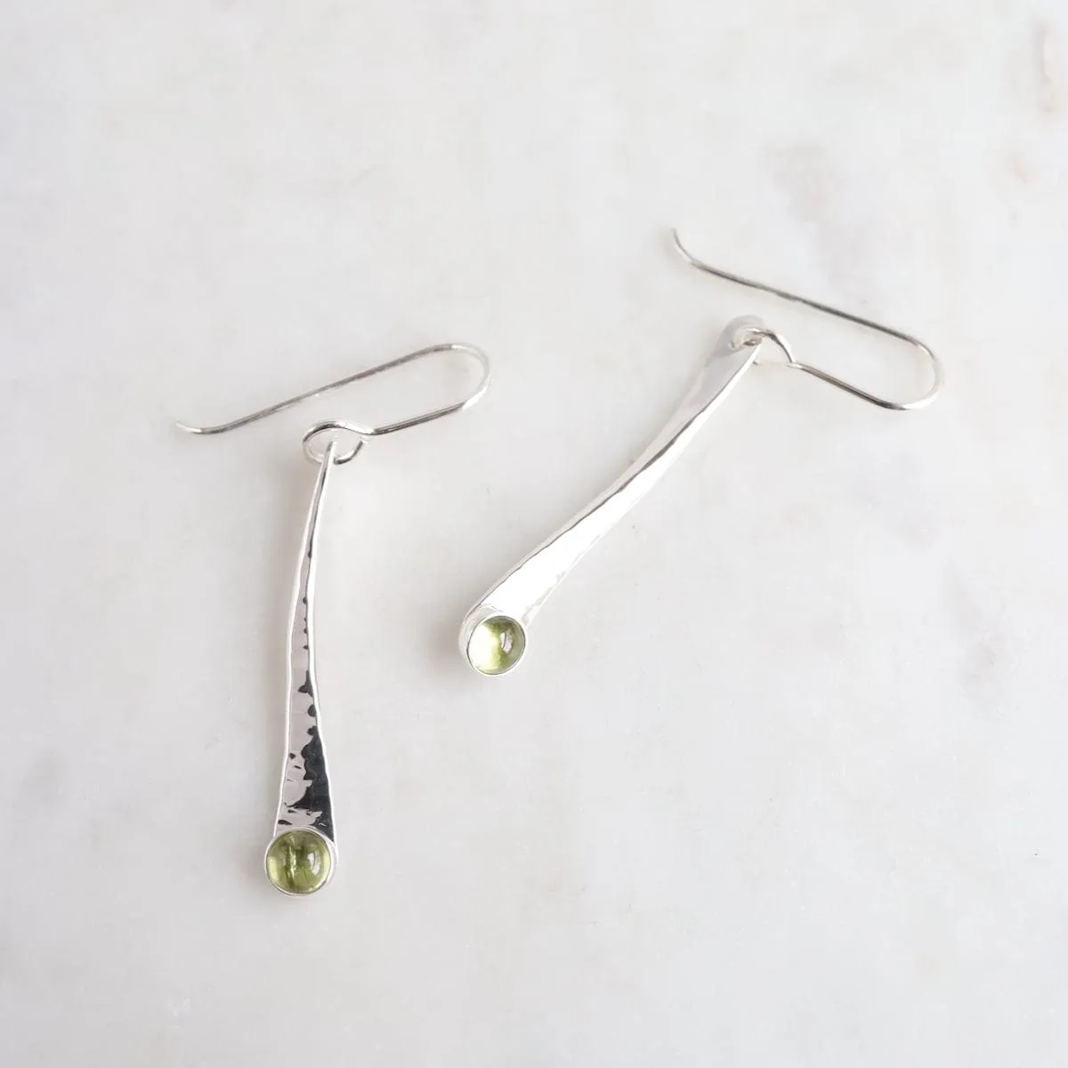 Long Organic Bar  Peridot  Earring