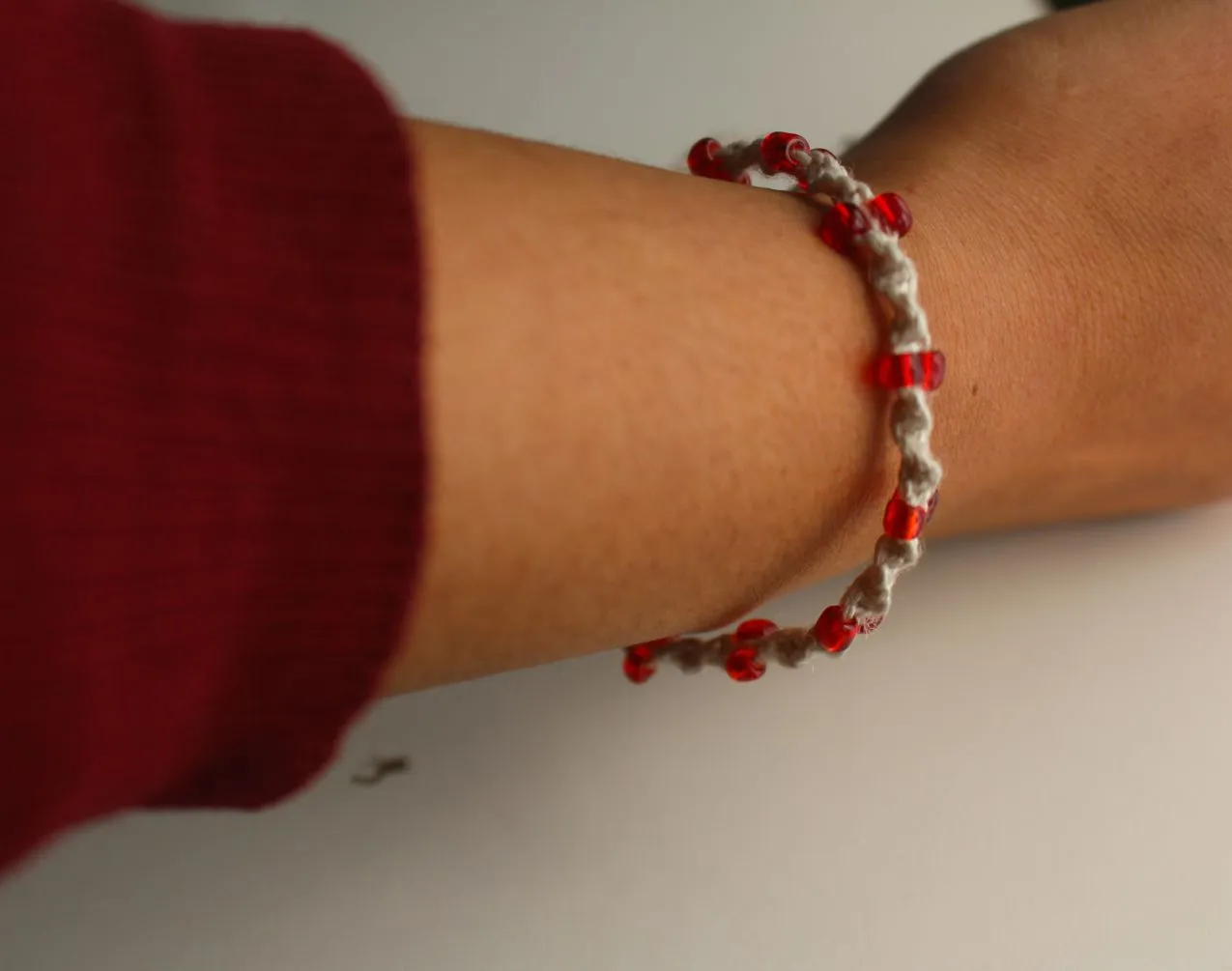 Red Glass Beads Knot Hemp Bracelet